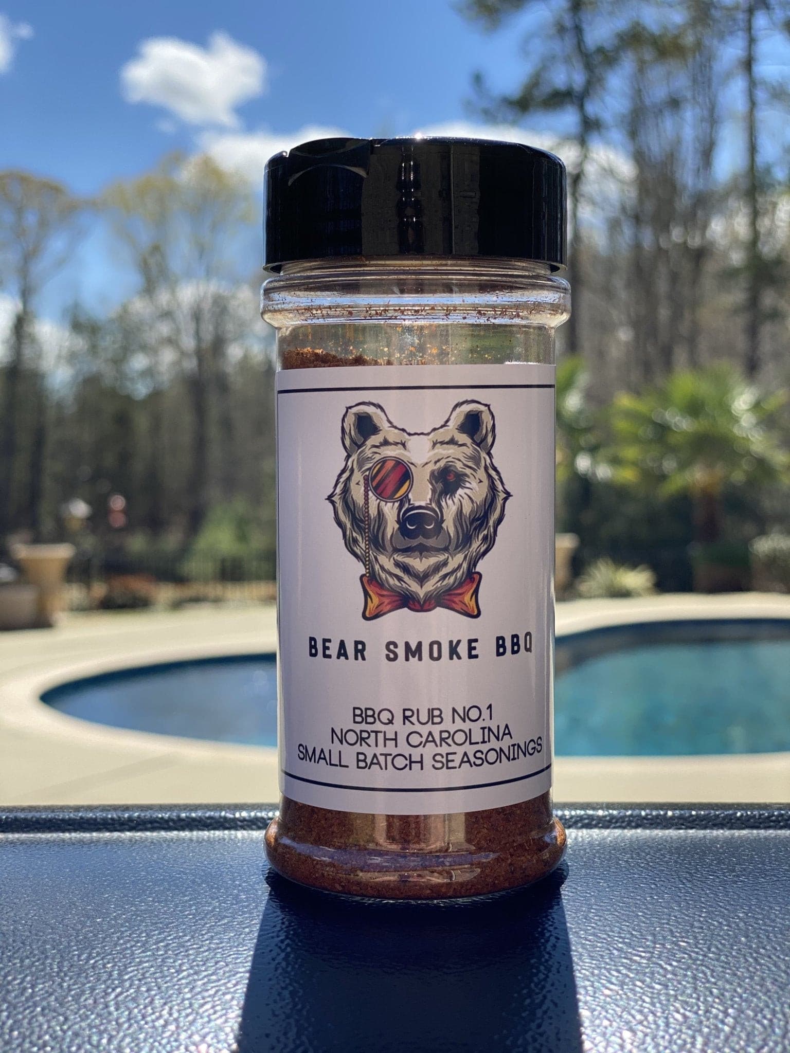 http://bearsmokebbq.com/cdn/shop/products/bear-smoke-bbq-rub-no1-original-bbq-129879.jpg?v=1665440627